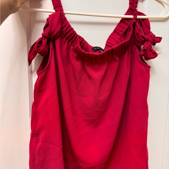 Dynamite red tank with tie sleeves - Picture 3 of 6